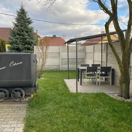 Penzio شقة اوسترافا