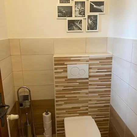 Penzio شقة اوسترافا