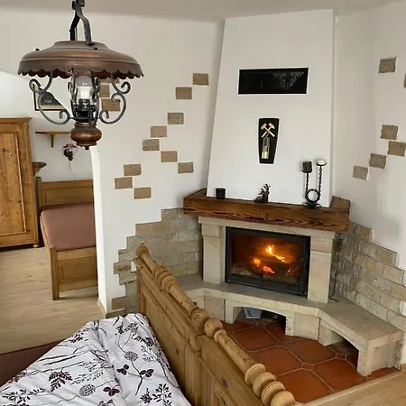 Penzio اوسترافا